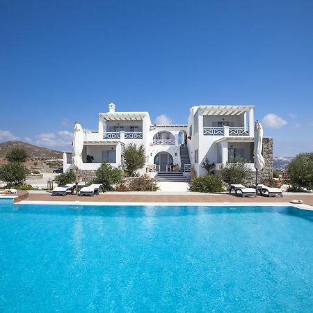 Miland Suites Adamantas  Buitenkant foto