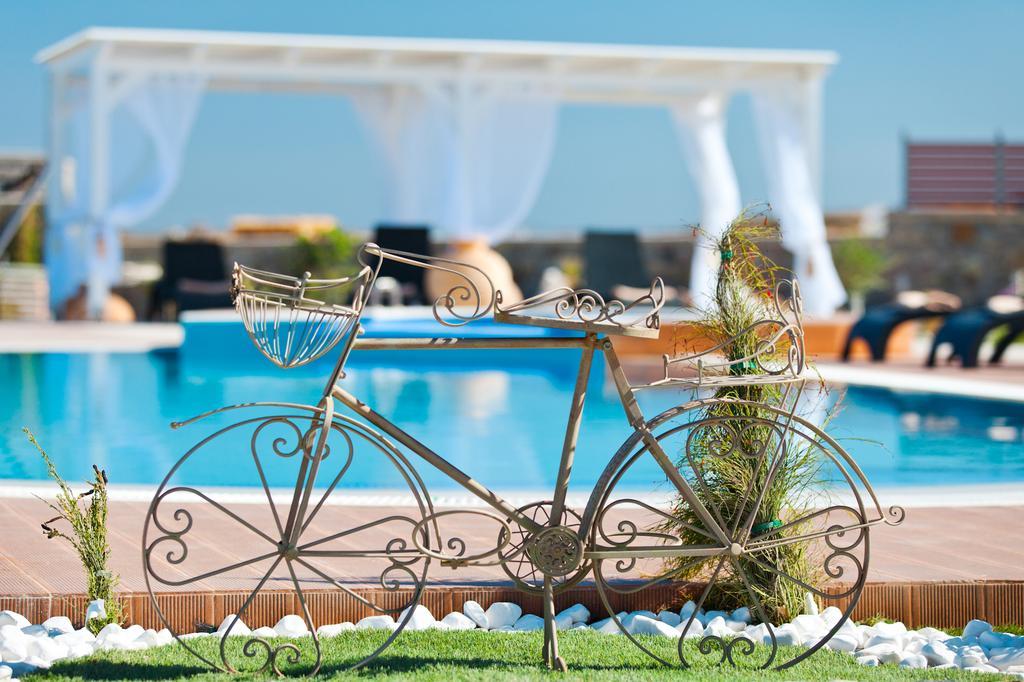 Miland Suites Adamantas  Buitenkant foto