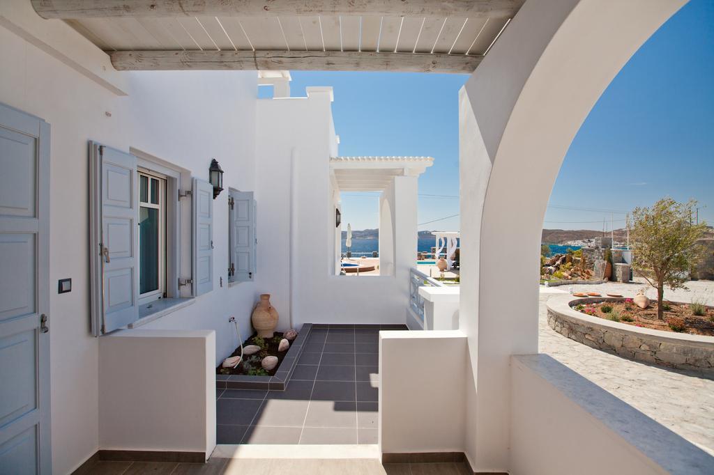 Miland Suites Adamantas  Buitenkant foto