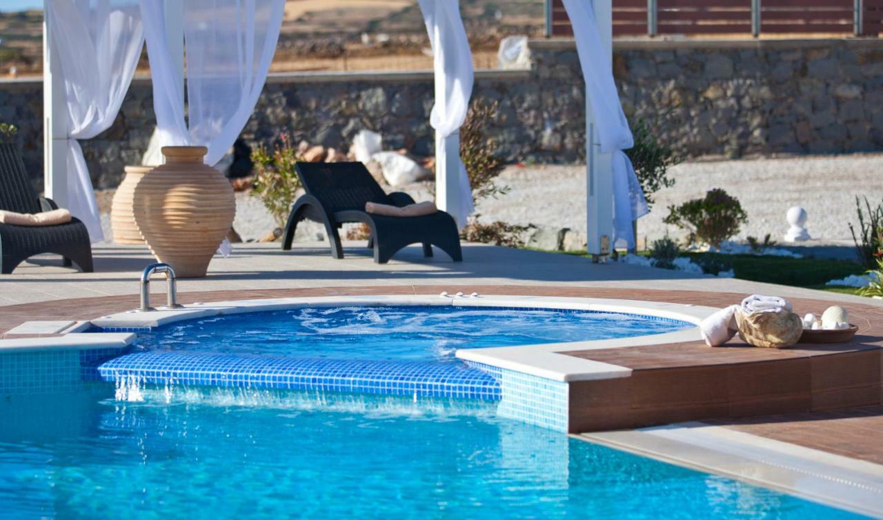 Miland Suites Adamantas  Buitenkant foto